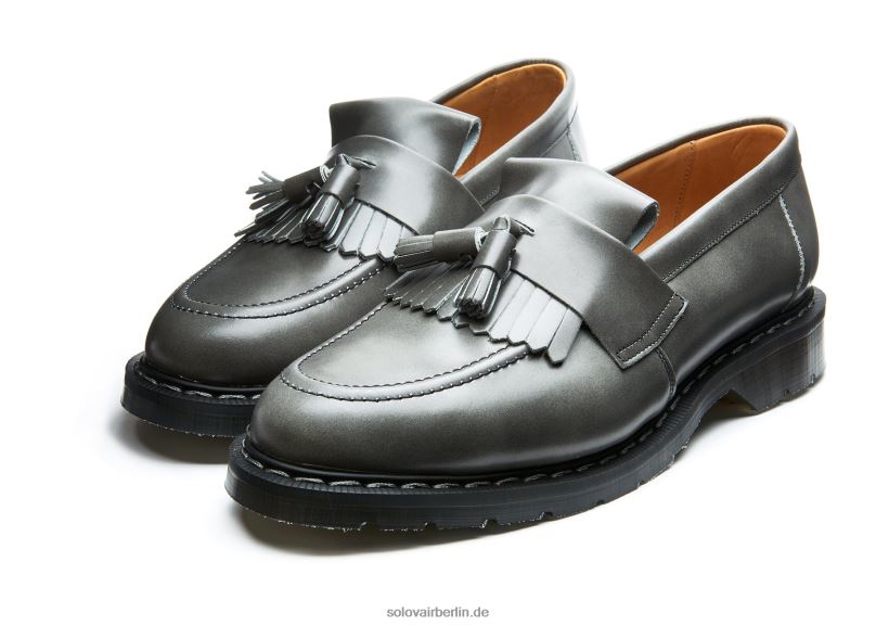 Männer Solovair Loafer In Mondgrau Mit Hochglänzenden Quasten 0284f211