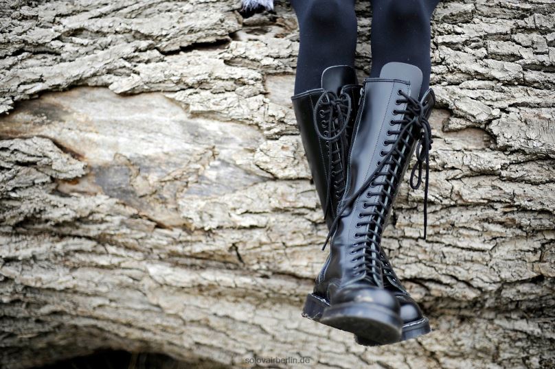 Männer Solovair Schwarzer, Hochglänzender Derby-stiefel Mit 20 ösen Und Reißverschluss 0284f71